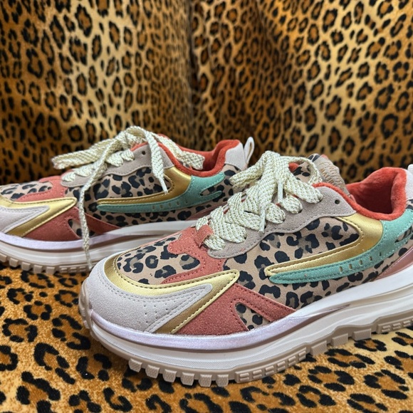 New Blowfish Malibu Leopard Print Sneakers with Gold and Pink Accents - Picture 2 of 7